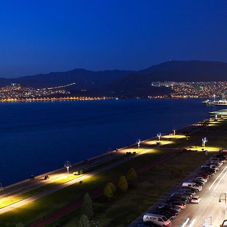 Izmir Palas Hotel Exterior photo