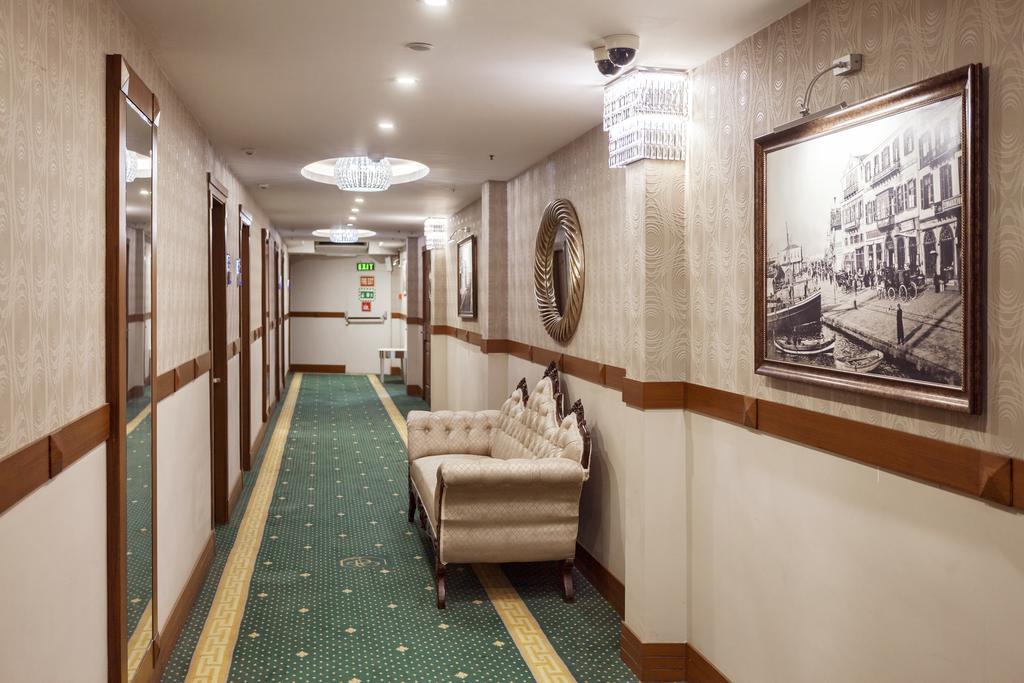 Izmir Palas Hotel Exterior photo