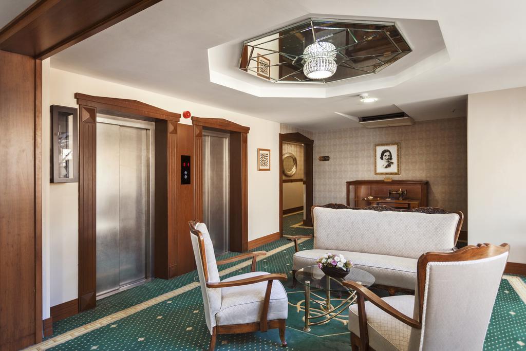 Izmir Palas Hotel Exterior photo