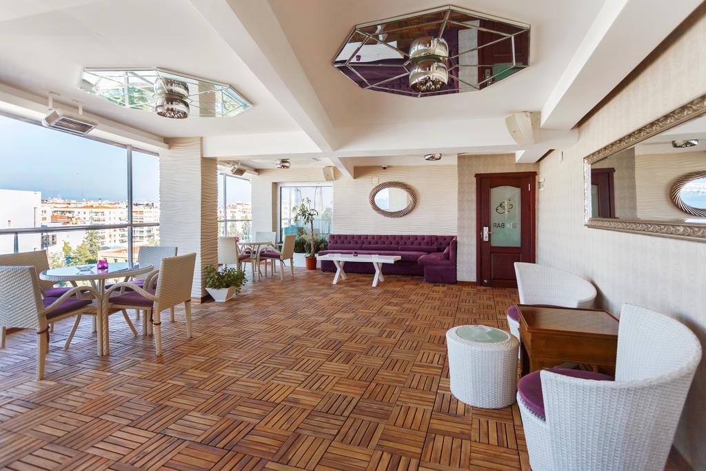 Izmir Palas Hotel Exterior photo
