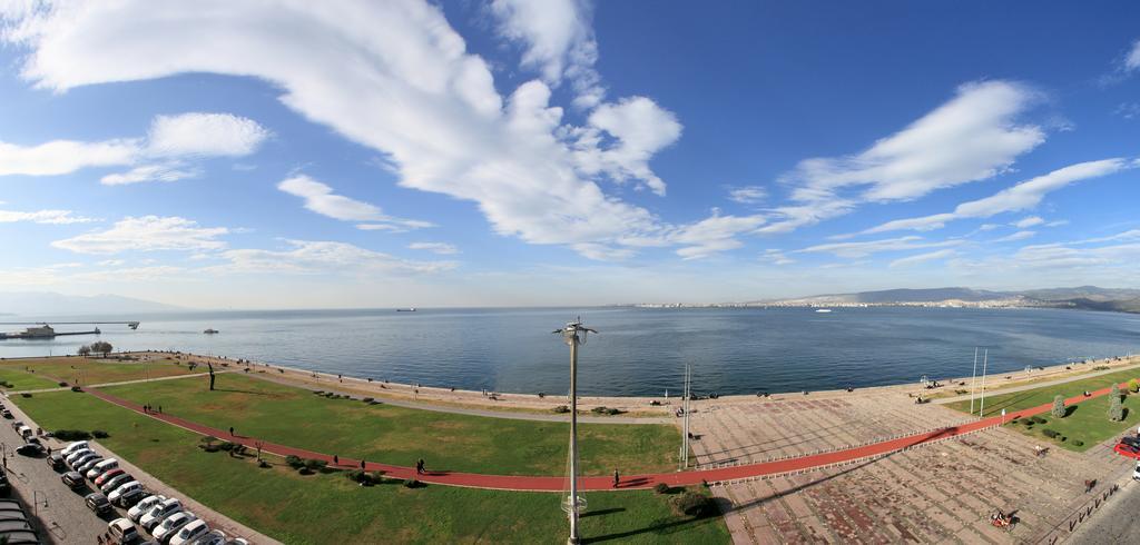 Izmir Palas Hotel Exterior photo